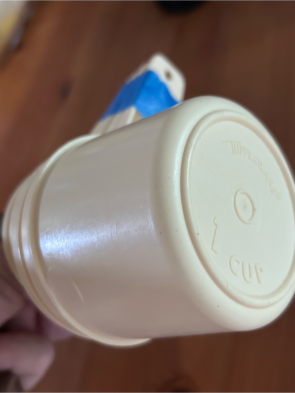Tupperware Measuring Cups - Picture 3 of 3